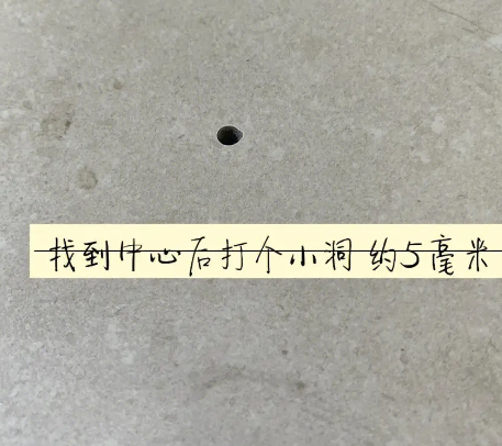 宁陵瓷砖空鼓维修公司专业解答在瓷砖铺贴过程中，如果砂料搅拌不均匀，将会带来以下问题